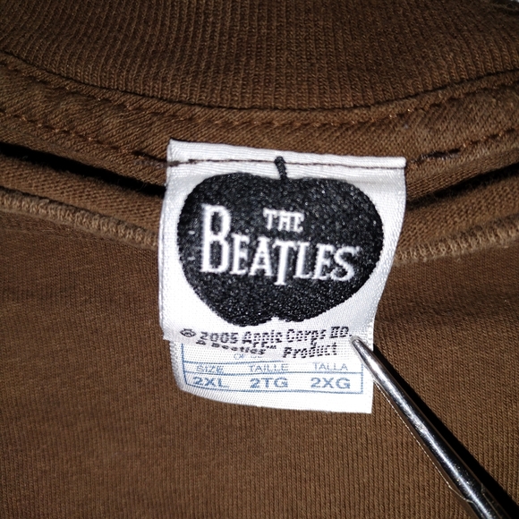 Beatles The Beatles 2005 shirt. - Picture 5 of 5